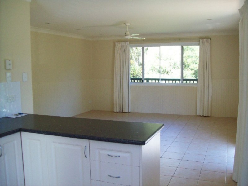 14 MAWSON, Macleay Island QLD 4184