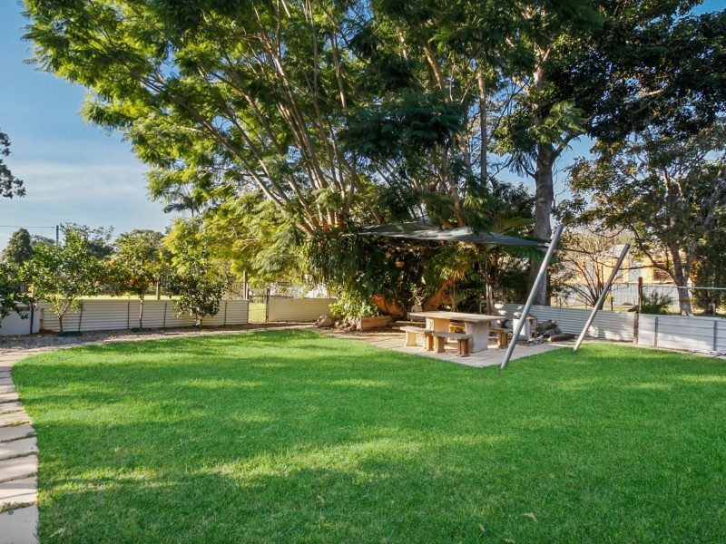 119 Treasure Island Avenue, Karragarra Island QLD 4184