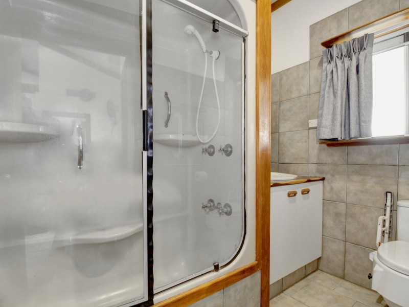 119 Treasure Island Avenue, Karragarra Island QLD 4184