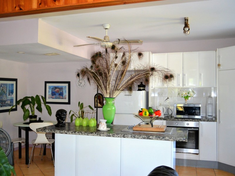 23 Hamilton Parade, Macleay Island QLD 4184