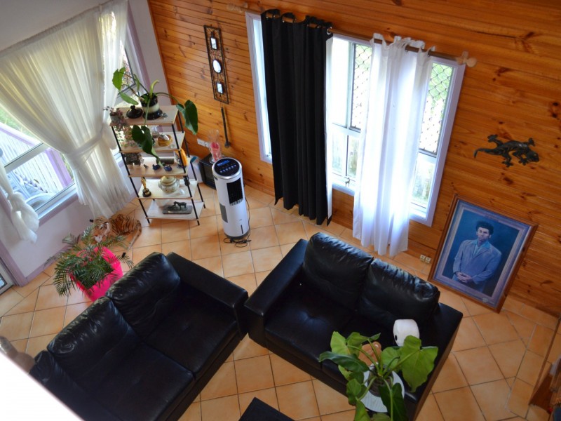 23 Hamilton Parade, Macleay Island QLD 4184