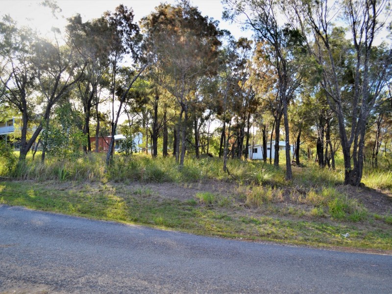 1 Cluan Street, Macleay Island QLD 4184