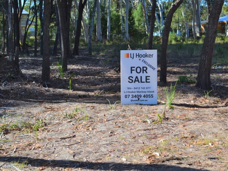 13 Barramundi Street, Macleay Island QLD 4184