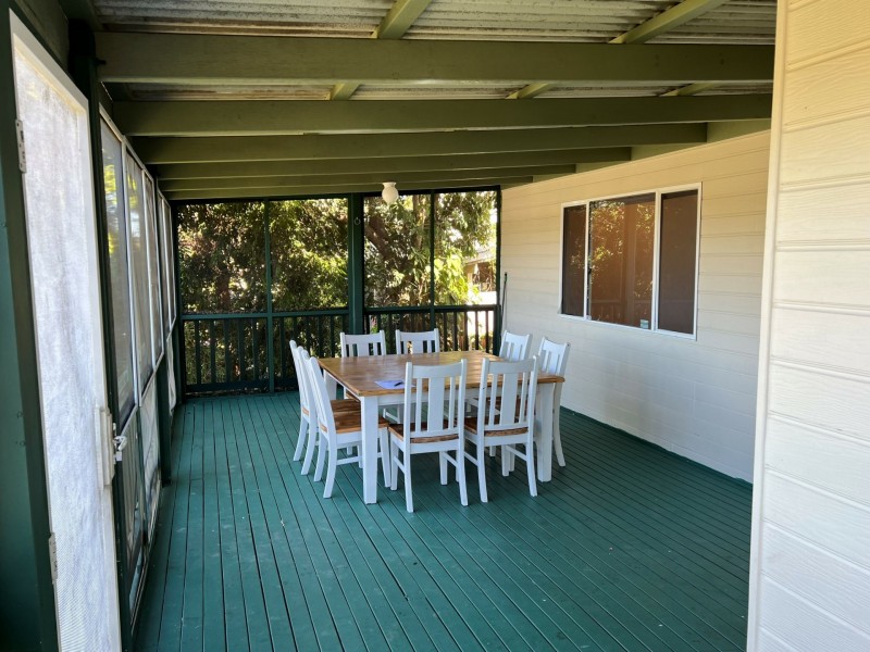 15 Camena Street, Macleay Island QLD 4184