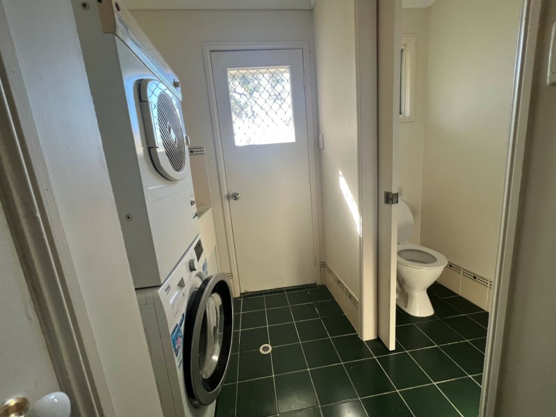 15 Camena Street, Macleay Island QLD 4184
