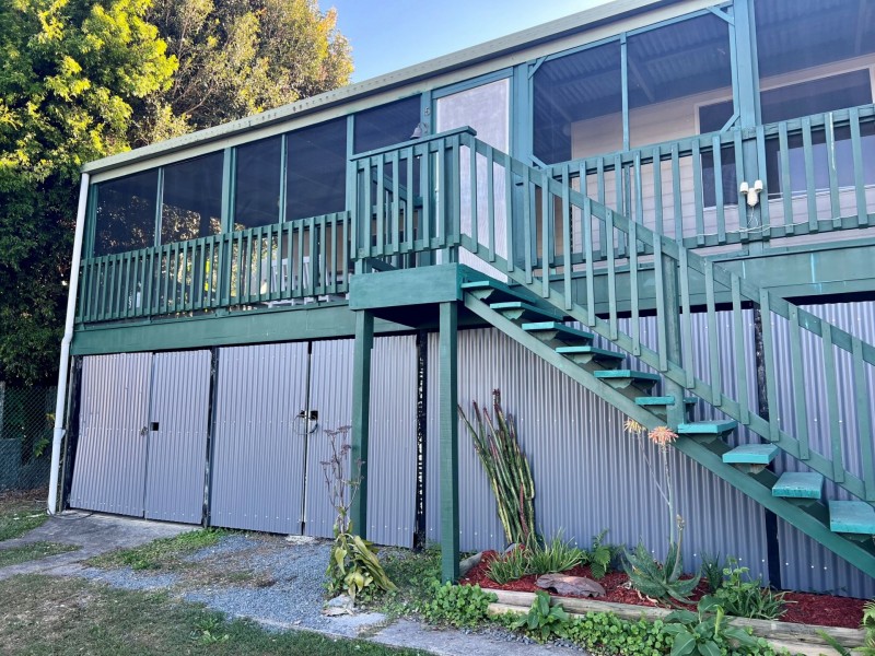 15 Camena Street, Macleay Island QLD 4184