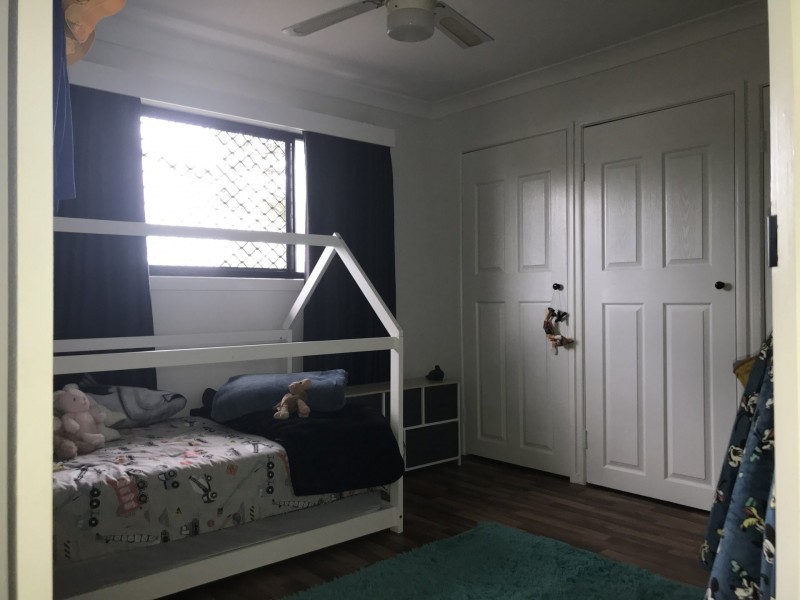 10 Curlew Street, Macleay Island QLD 4184