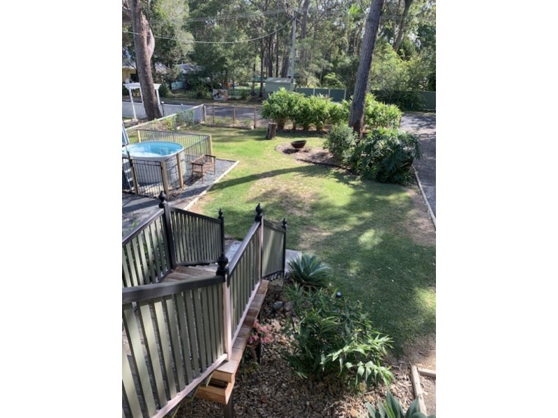 10 Curlew Street, Macleay Island QLD 4184