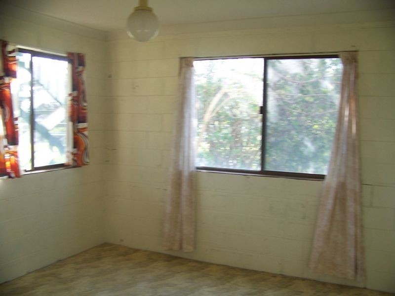 40 Crest Haven, Lamb Island QLD 4184
