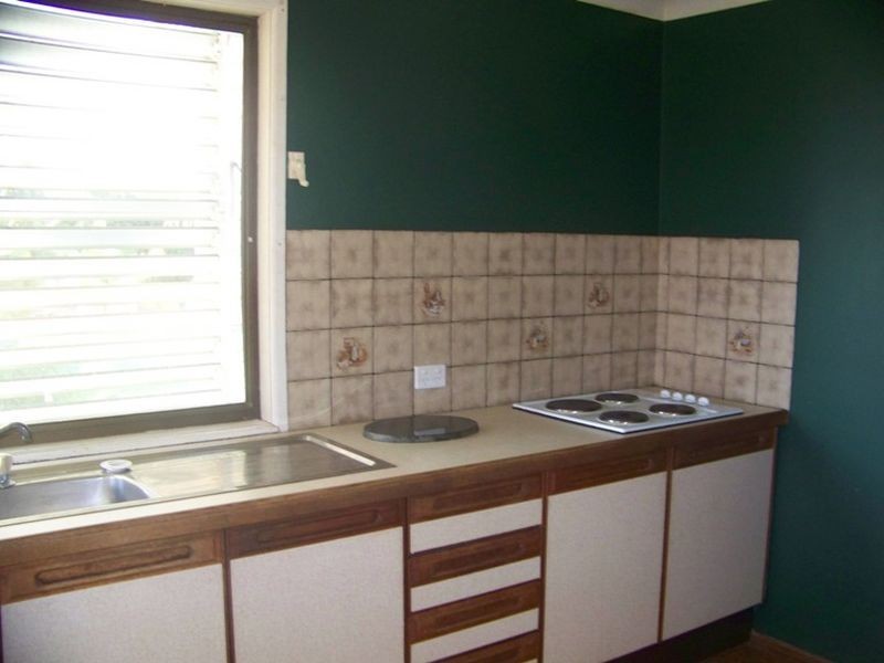 40 Crest Haven, Lamb Island QLD 4184