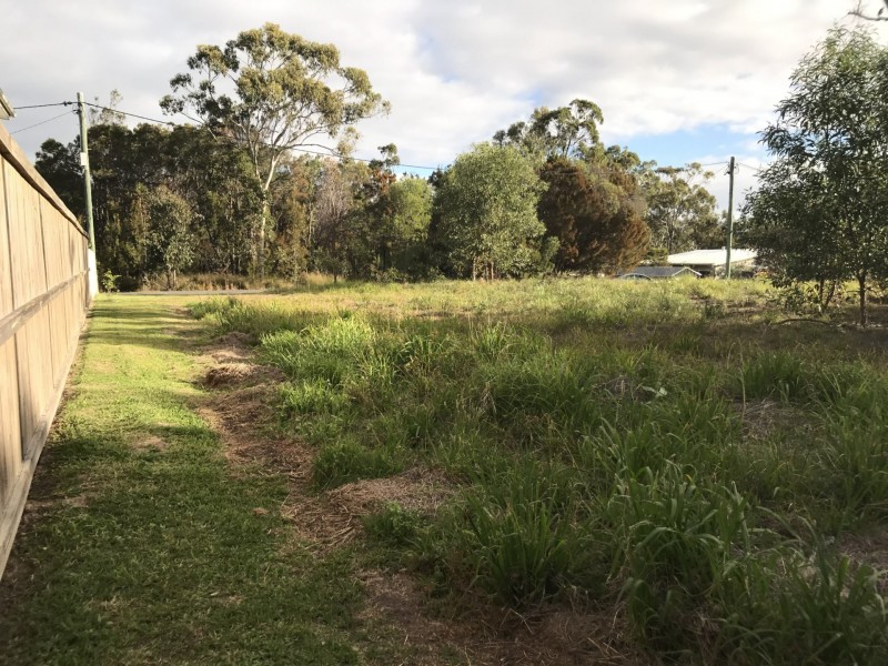 17 Leanne Street, Macleay Island QLD 4184