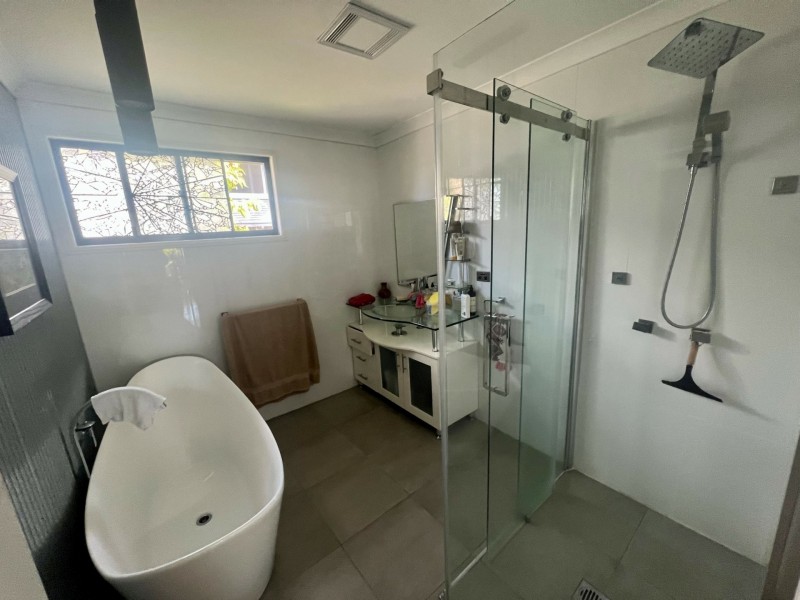 23 George Street, Macleay Island QLD 4184