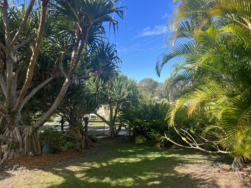 23 George Street, Macleay Island QLD 4184