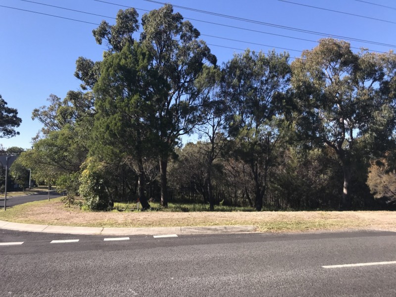 44 Eastbourne Tce, Macleay Island QLD 4184