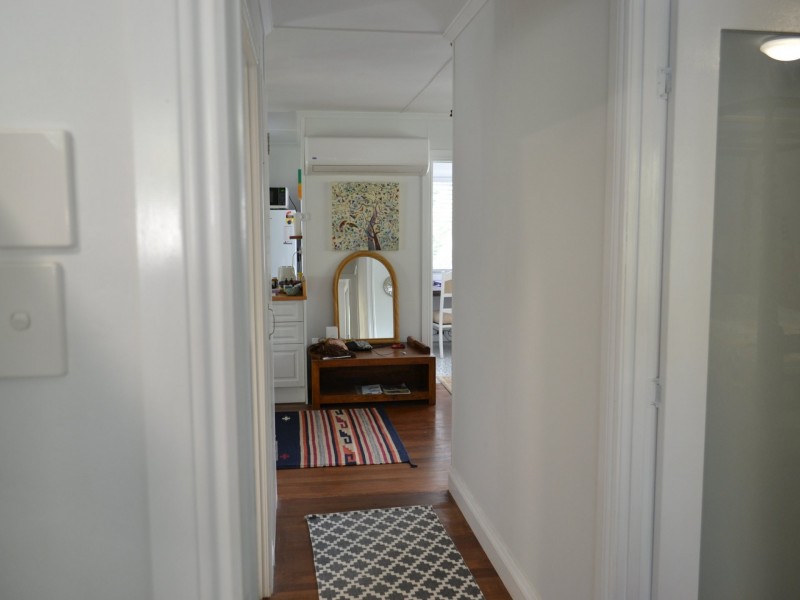 2-4 Panaroo Street, Macleay Island QLD 4184