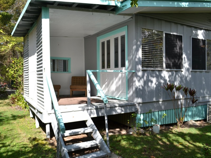 2-4 Panaroo Street, Macleay Island QLD 4184