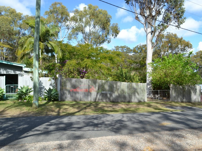 2-4 Panaroo Street, Macleay Island QLD 4184