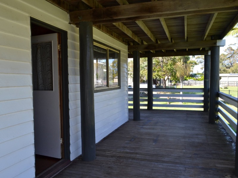 45-49 Crest Haven, Lamb Island QLD 4184