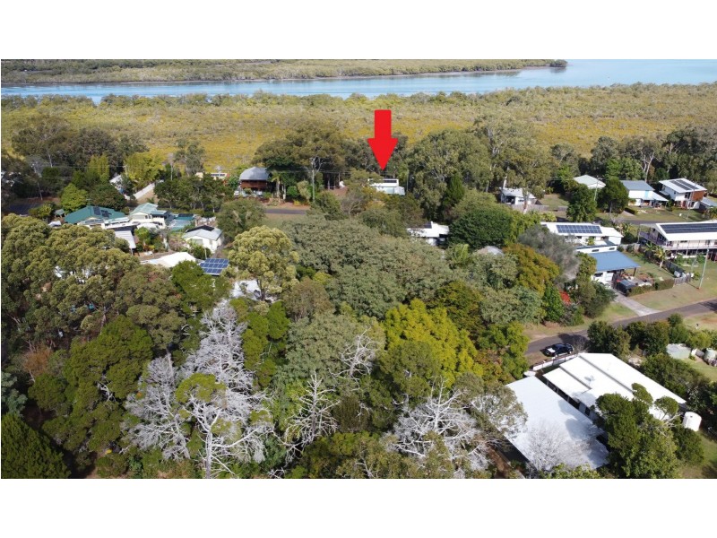 72 Treasure Island Avenue, Karragarra Island QLD 4184