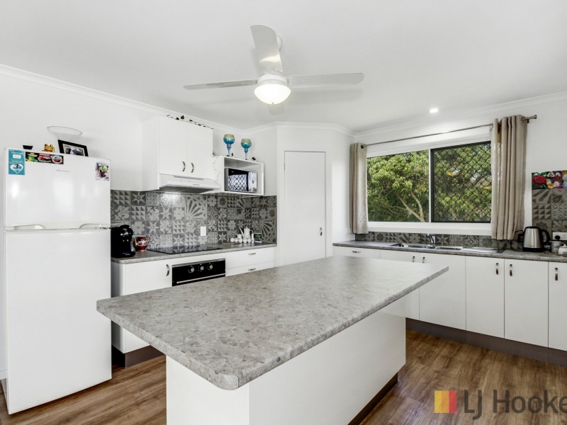 20 Eastbourne Terrace, Macleay Island QLD 4184