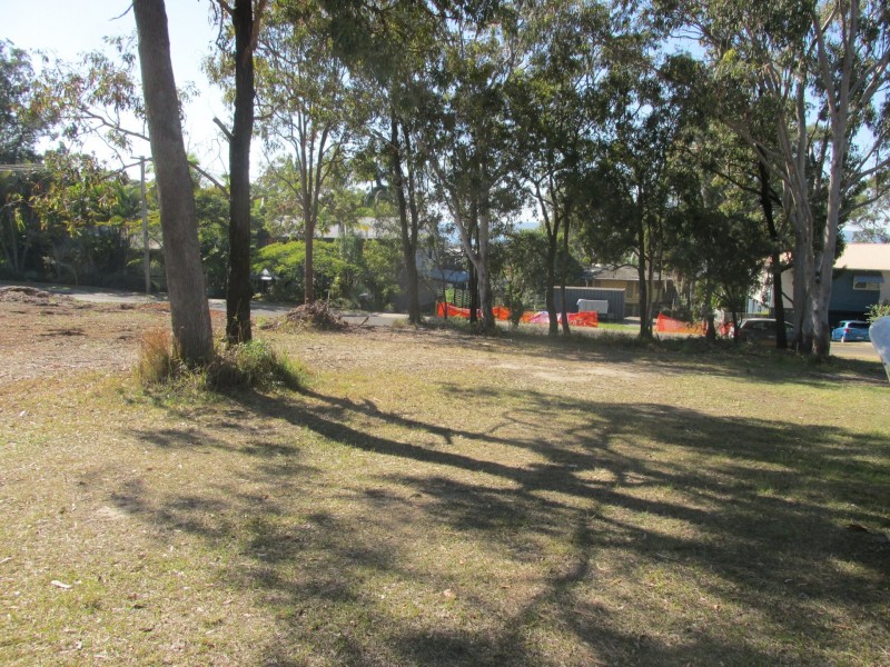 5 Alkira Street, Macleay Island QLD 4184