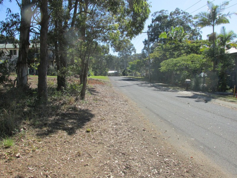 5 Alkira Street, Macleay Island QLD 4184