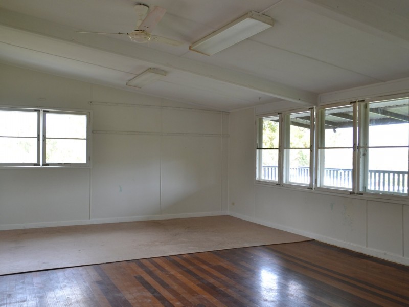 58 Eastbourne Terrace, Macleay Island QLD 4184