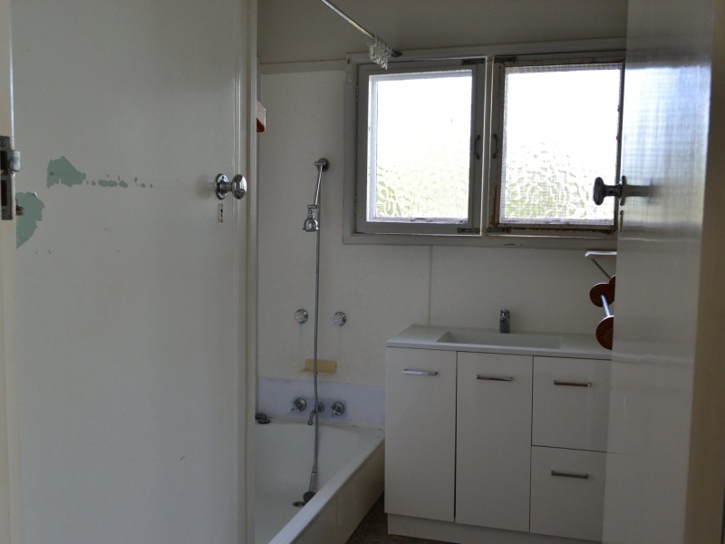 58 Eastbourne Terrace, Macleay Island QLD 4184