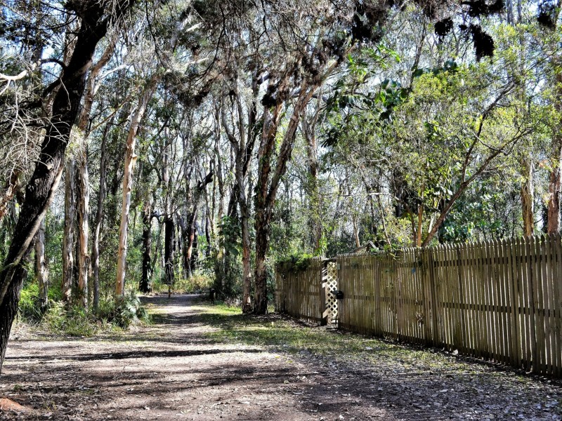 90 Charles Terrace, Macleay Island QLD 4184