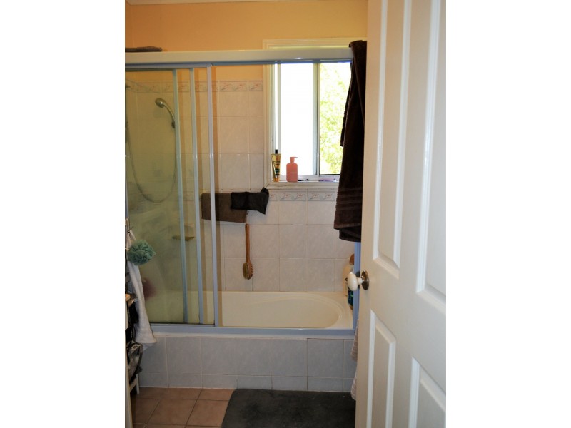 14 Udara Drive, Macleay Island QLD 4184