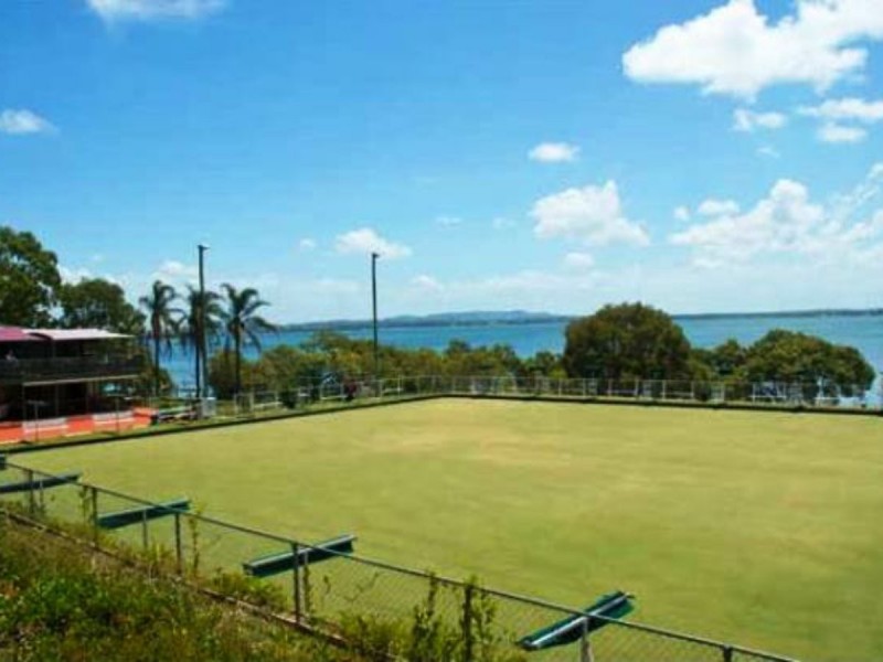6 Dinjerra Street, Macleay Island QLD 4184