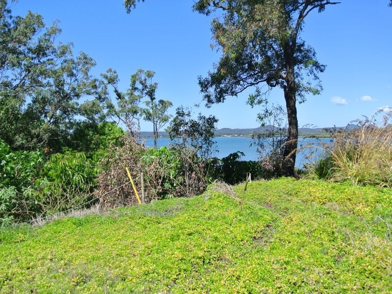 30 Tina Avenue, Lamb Island QLD 4184