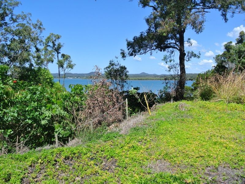 30 Tina Avenue, Lamb Island QLD 4184