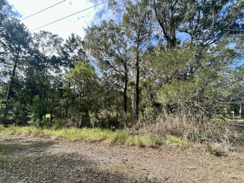 9 Eastern Road, Macleay Island QLD 4184