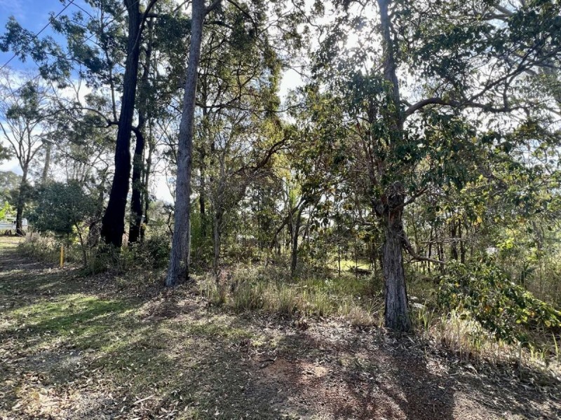 9 Eastern Road, Macleay Island QLD 4184