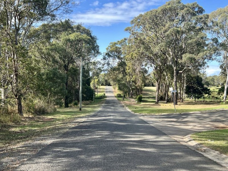 9 Eastern Road, Macleay Island QLD 4184