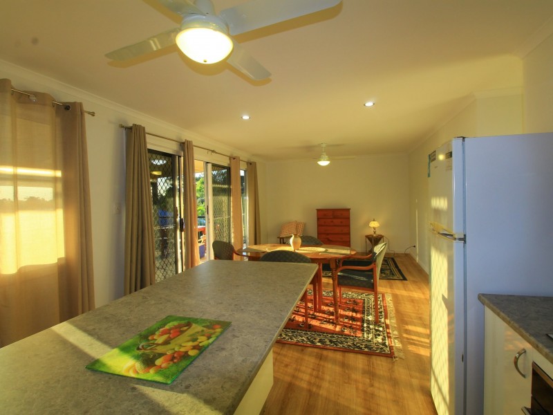 20 Eastbourne Terrace, Macleay Island QLD 4184