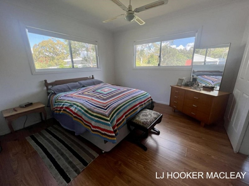 10 Dalpura Street, Macleay Island QLD 4184