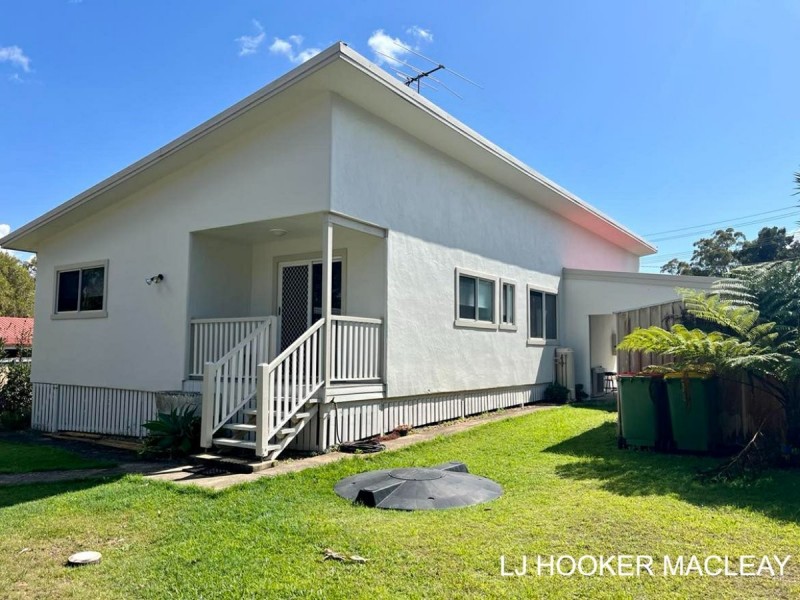 10 Dalpura Street, Macleay Island QLD 4184