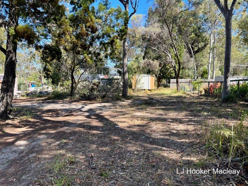 18 Baracoota Street, Macleay Island QLD 4184