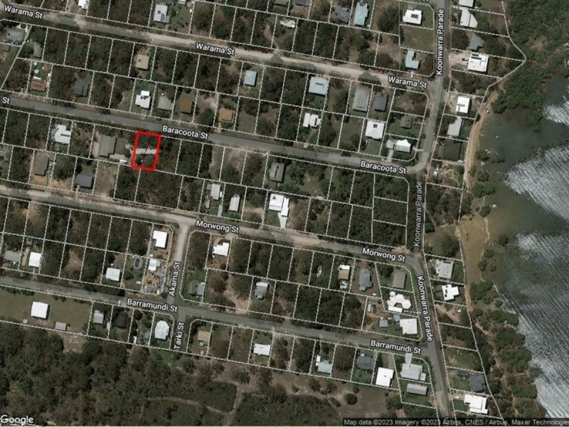 18 Baracoota Street, Macleay Island QLD 4184