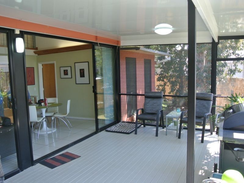 5 Wake Street, Macleay Island QLD 4184