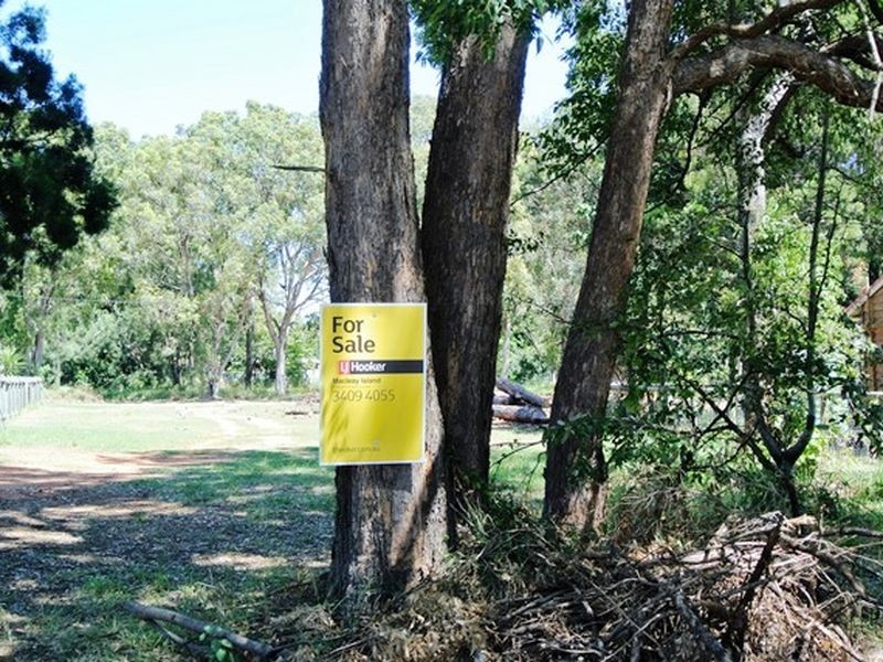189 High Central Road, Macleay Island QLD 4184