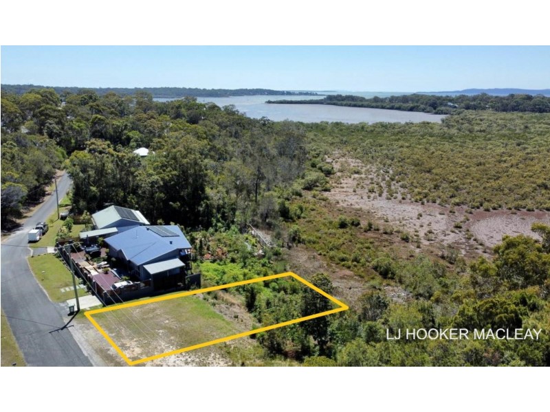 4 Timothy Street, Macleay Island QLD 4184