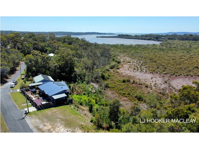 4 Timothy Street, Macleay Island QLD 4184