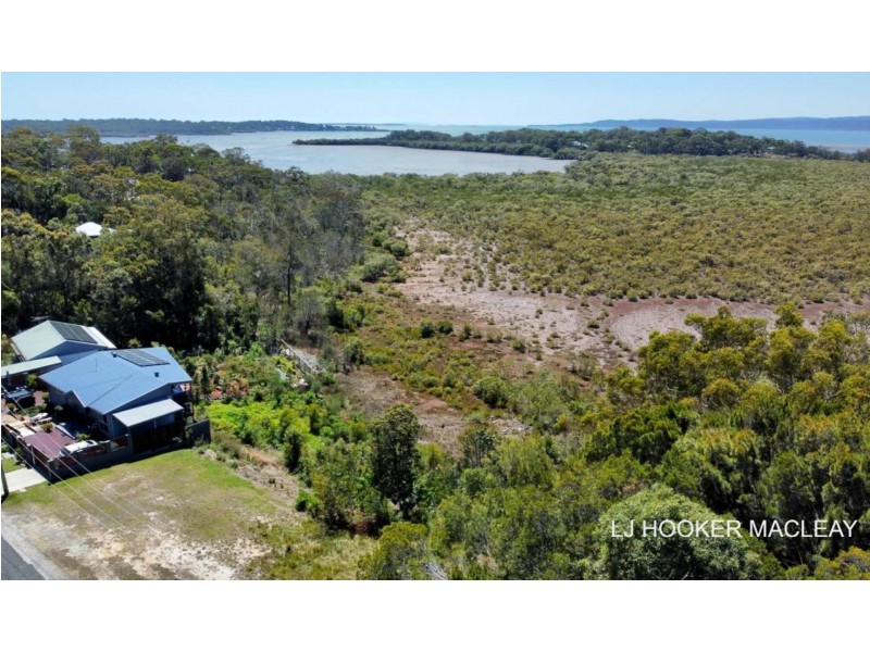 4 Timothy Street, Macleay Island QLD 4184
