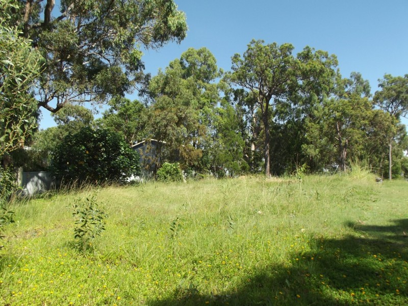 66. Beelong Street, Macleay Island QLD 4184