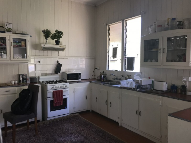 1 Lemontree Drive, Macleay Island QLD 4184