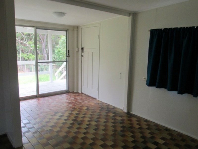 69 Eastbourne Terrace, Macleay Island QLD 4184