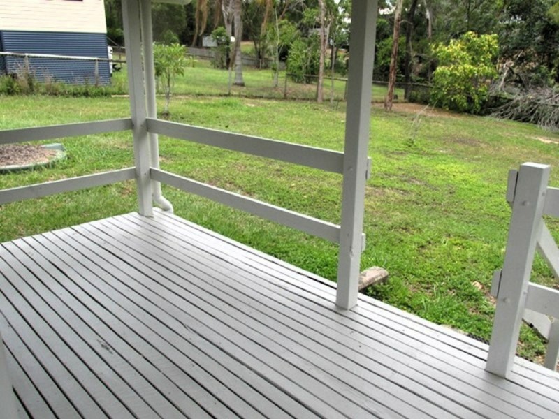 69 Eastbourne Terrace, Macleay Island QLD 4184